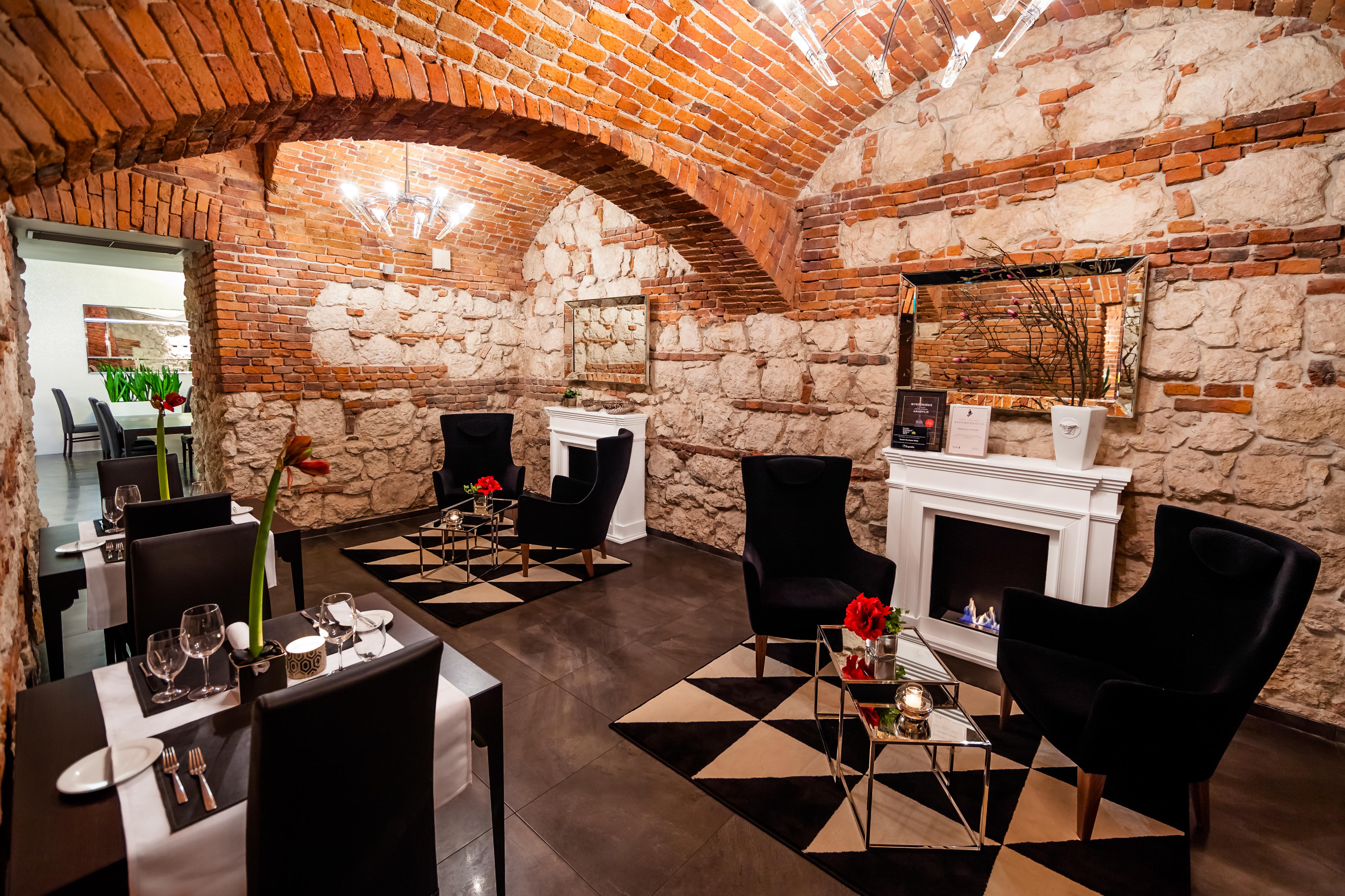 QUEEN BOUTIQUE HOTEL KRAKOW 4 Poland from C 197 iBOOKED